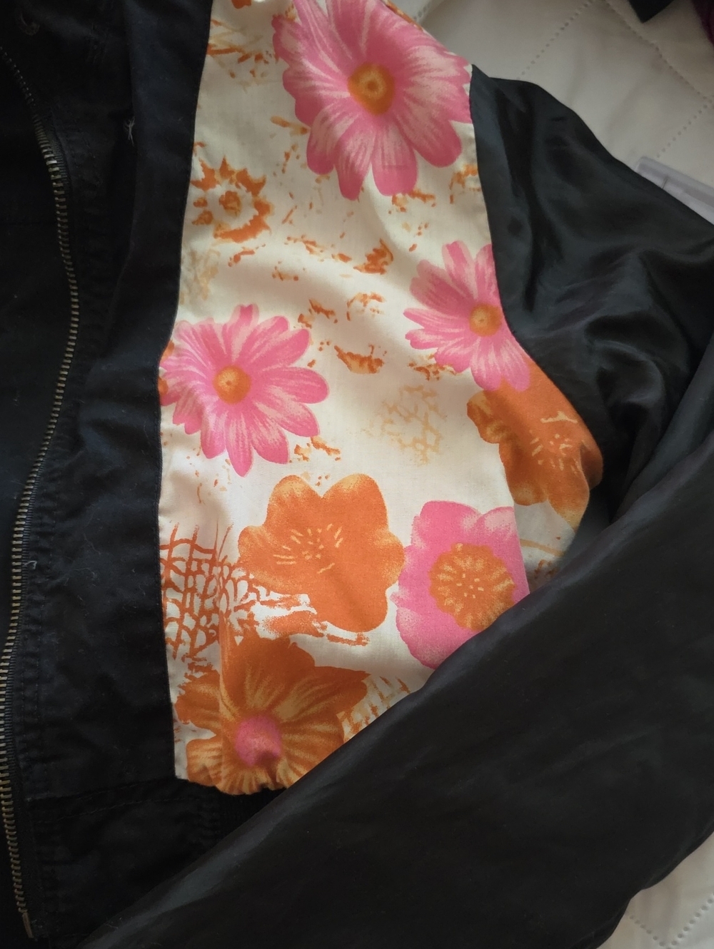 Y2K Cropped Black Jacket Size Small - Picture 5 of 6